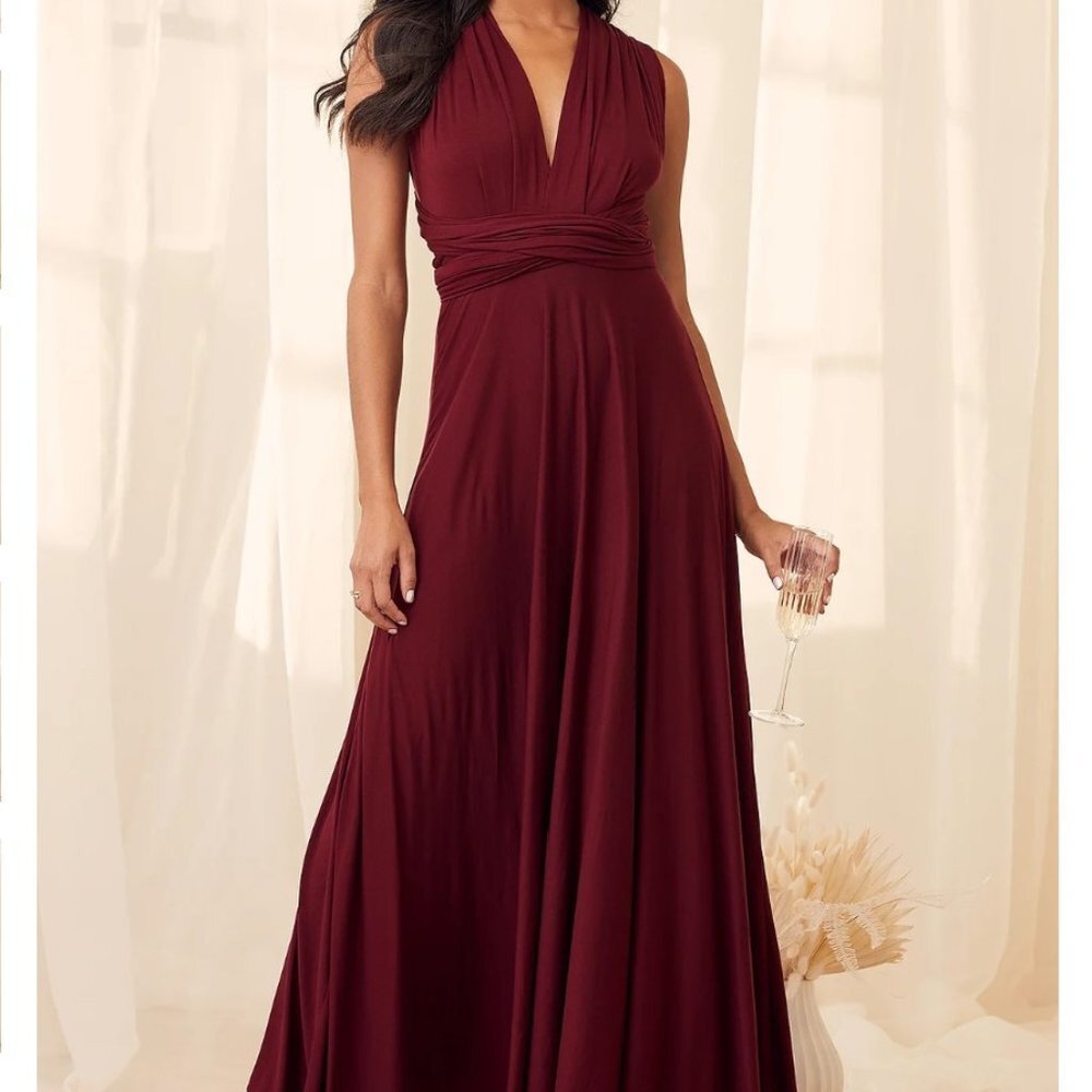 Lulu's Tricks of the Trade‎ Burgundy Maxi Dress